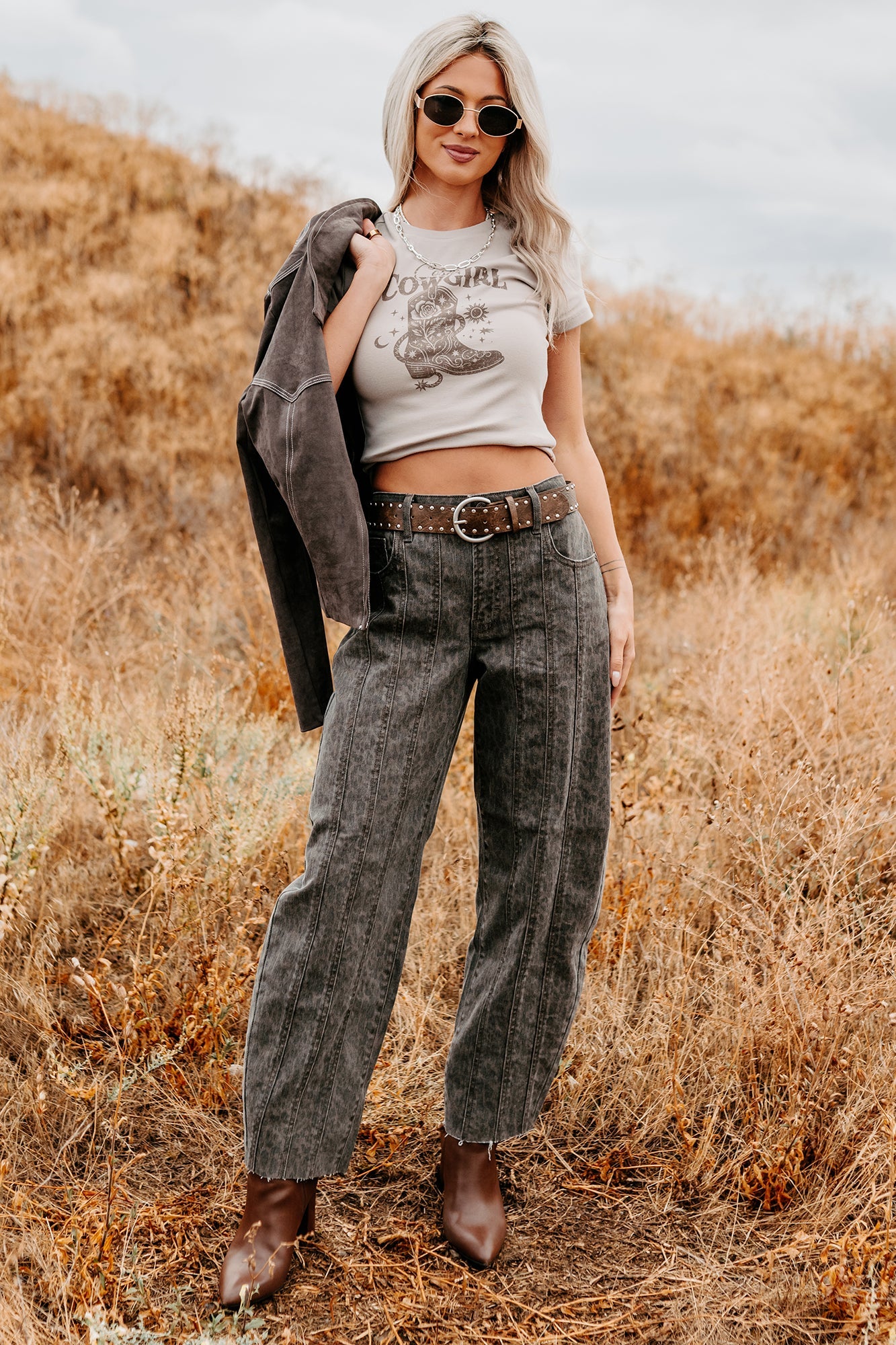 "Cosmic Cowgirl" Short Sleeve Graphic Top (Taupe)