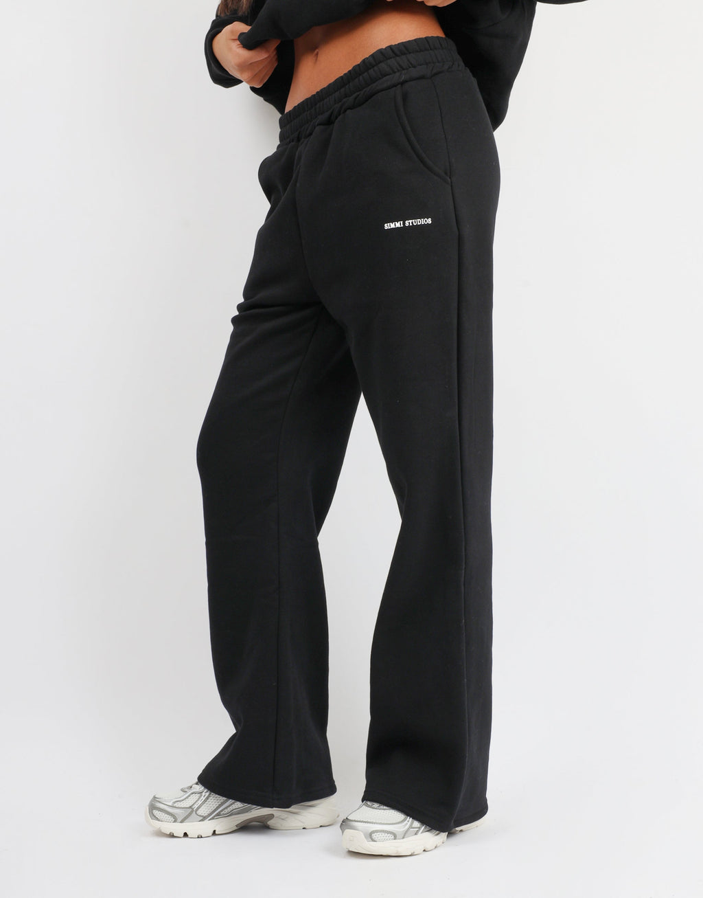 Colby Simmi Studios Essentials Flared Joggers in Black