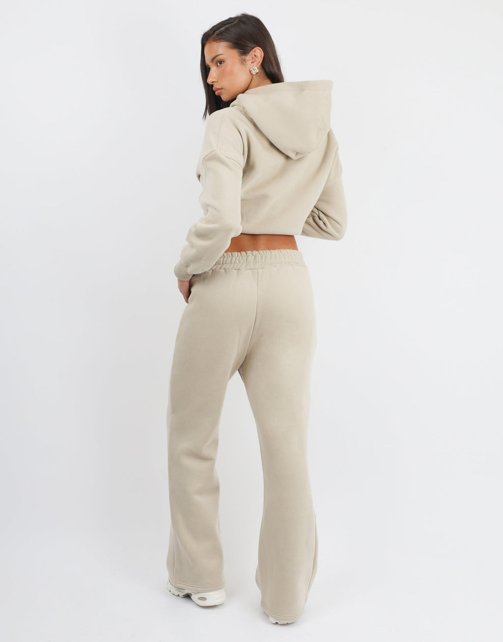 Colby Simmi Studios Essentials Flared Joggers in Cashew