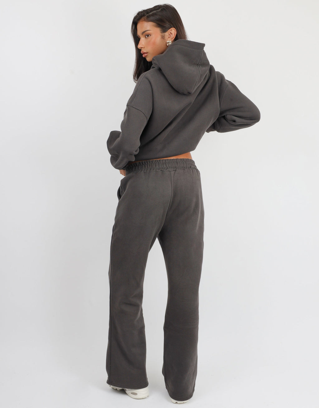 Colby Simmi Studios Essentials Flared Joggers in Slate