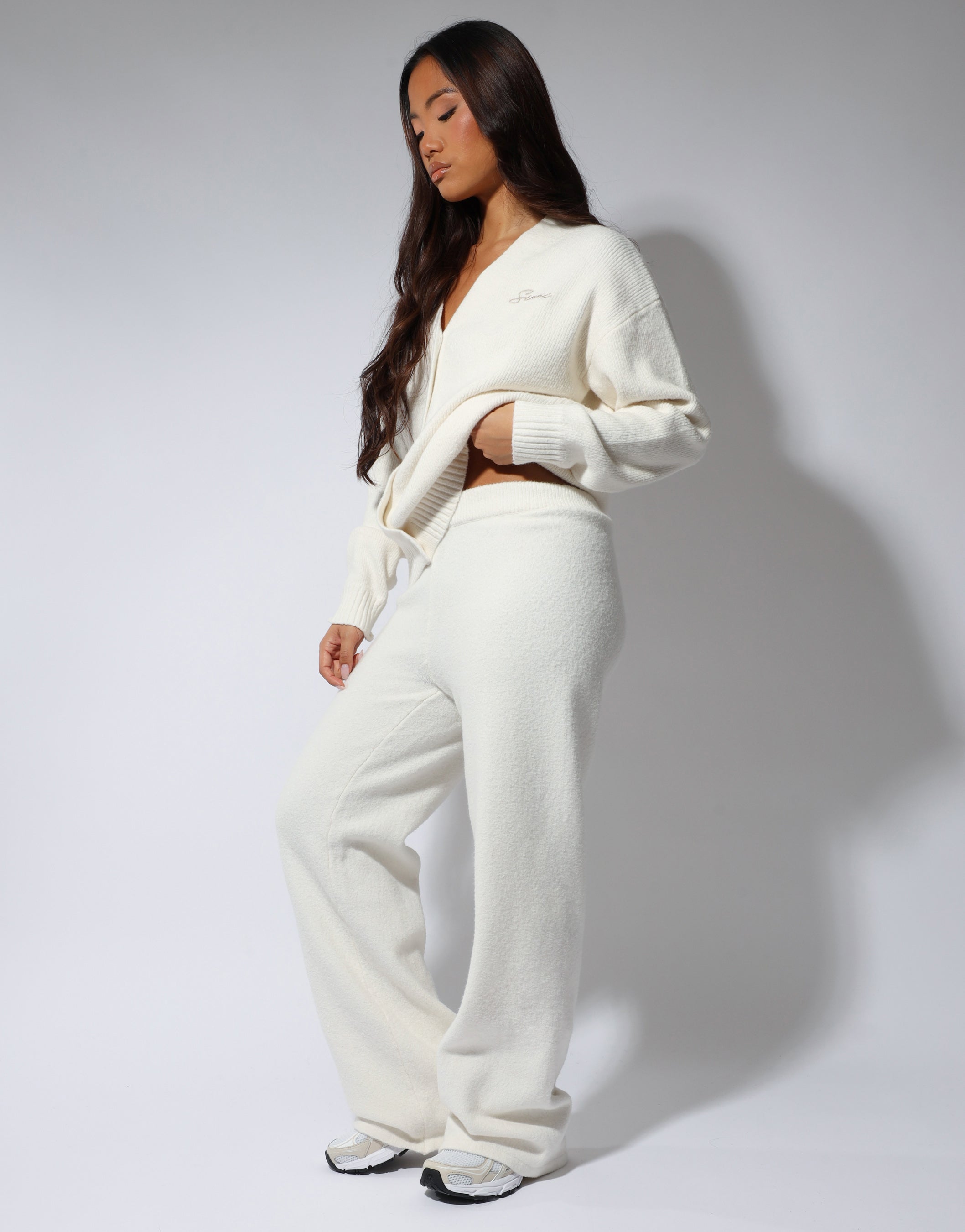 Alma simmi studios soft touch cardigan in soft cream