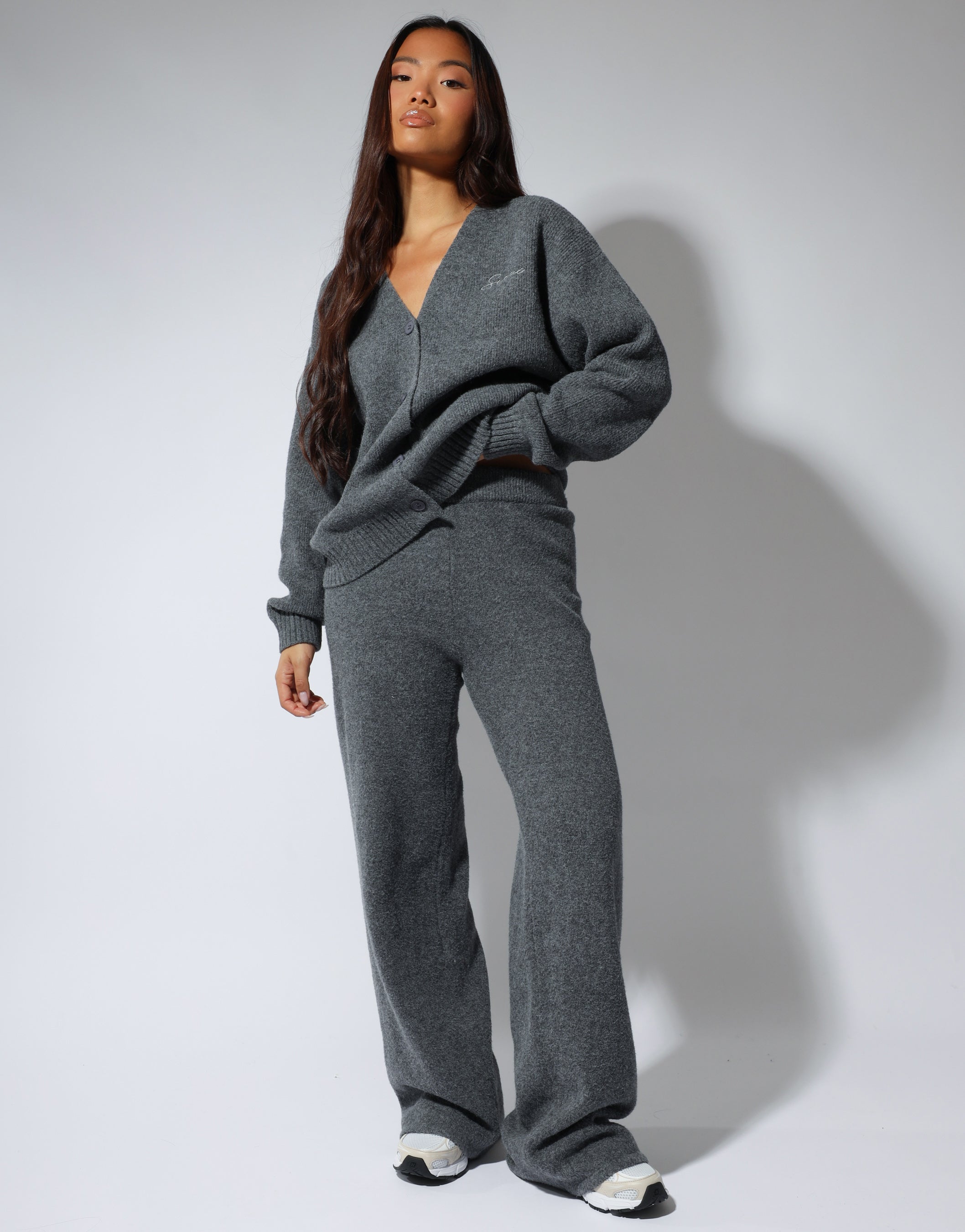 Alma Simmi studios soft touch cardigan in dark grey