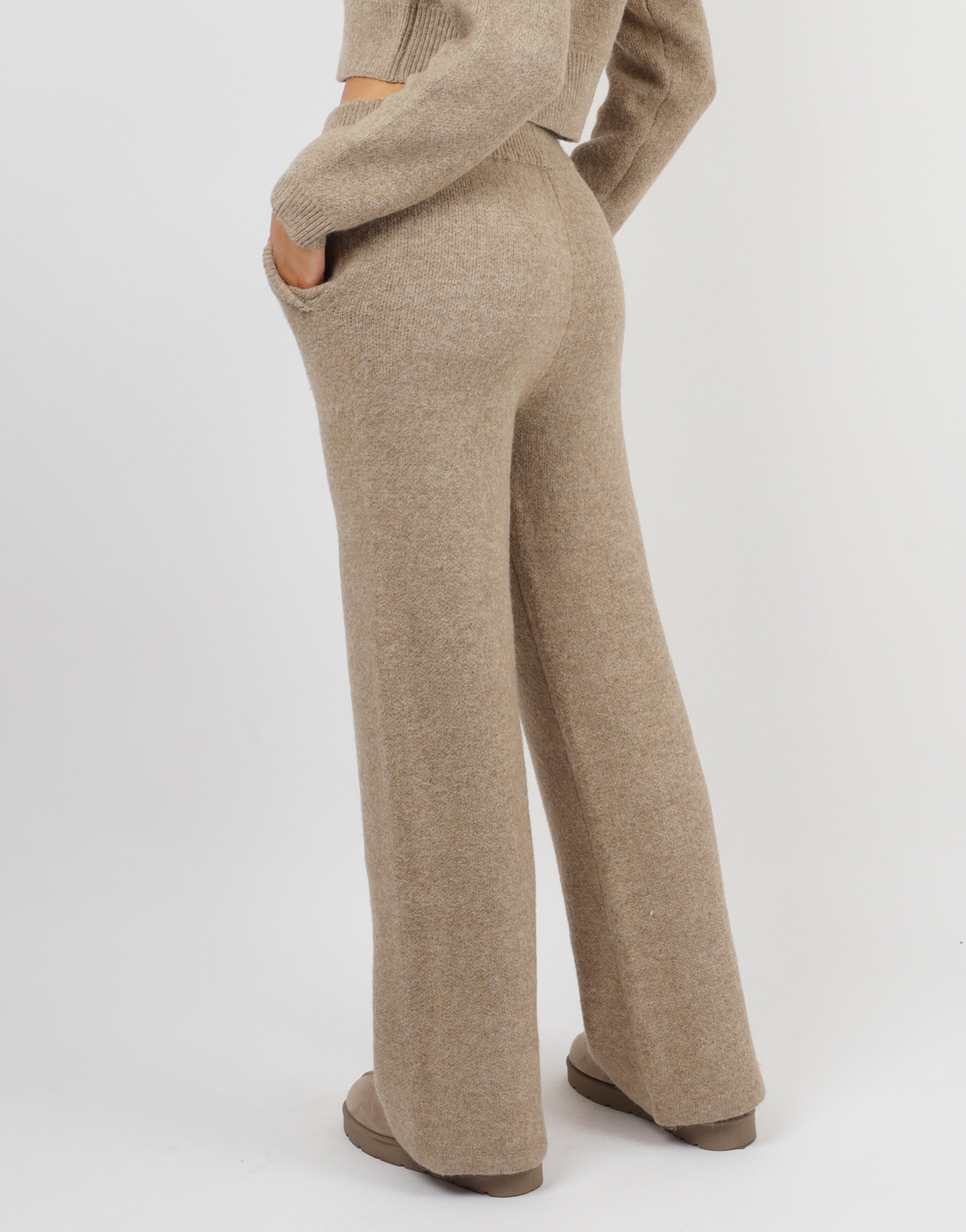 Caris Simmi Studios Knitted Trousers In Oatmeal