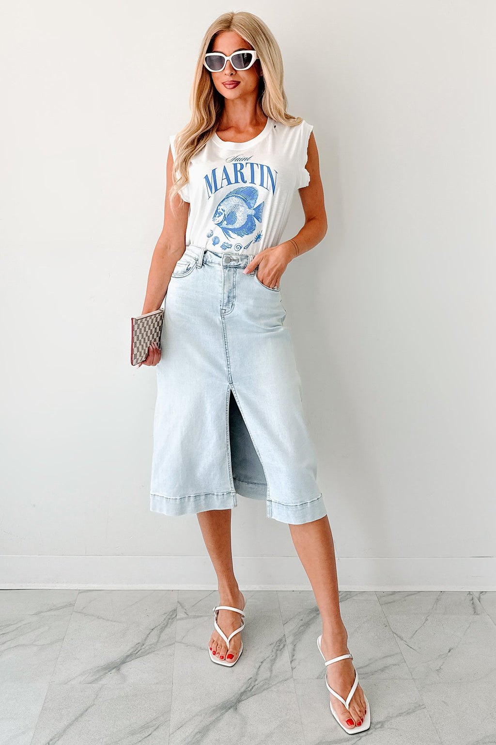 "Saint Martin" Distressed Coastal Graphic Tee (Ivory)