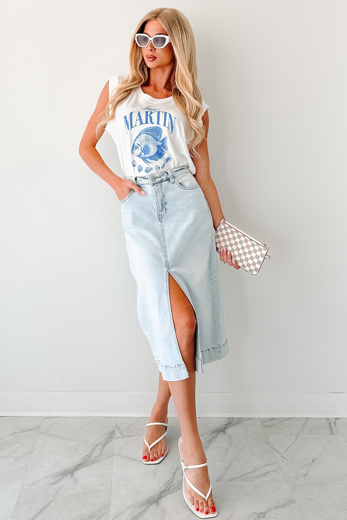 "Saint Martin" Distressed Coastal Graphic Tee (Ivory)