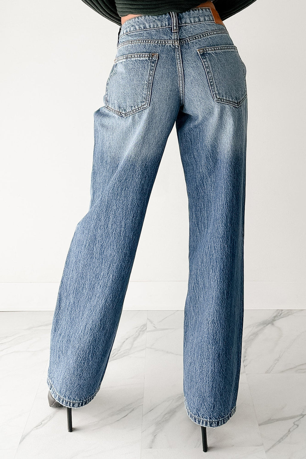 Adelyn Mid Rise Baggy Cello Jeans (Medium)