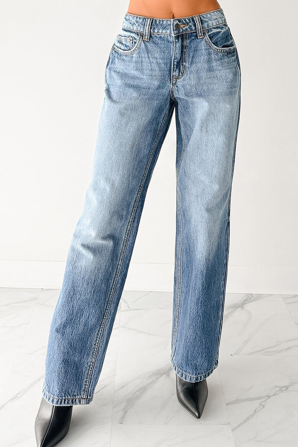 Adelyn Mid Rise Baggy Cello Jeans (Medium)