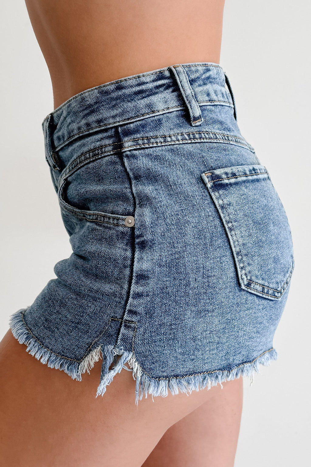 Hermione Frayed Very J Shorts (Denim)