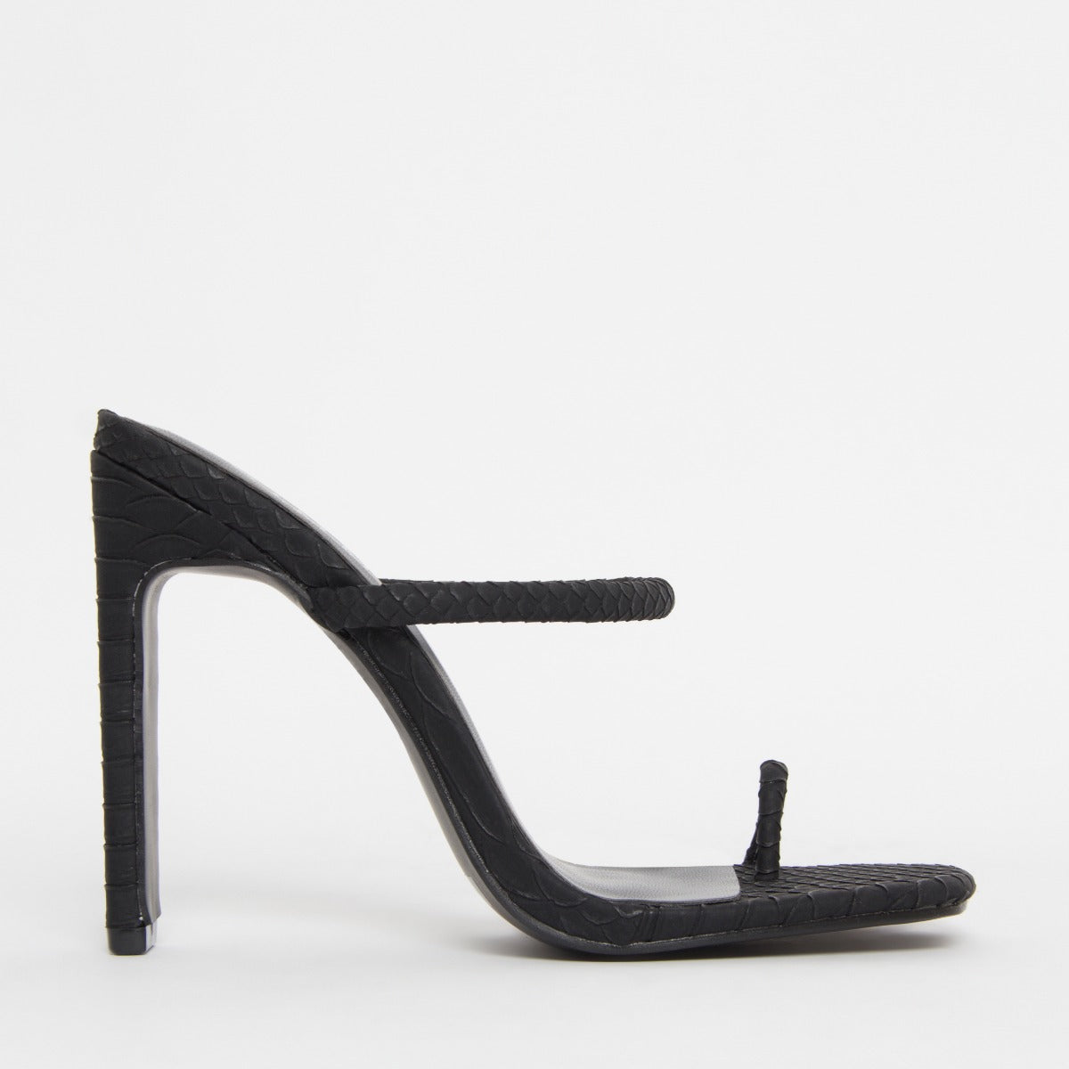 Cyan Black Snake Toe Loop Slim Block Heels